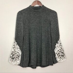 Gray Boho Lightweight Sweater with Flowy Lace Sleeves